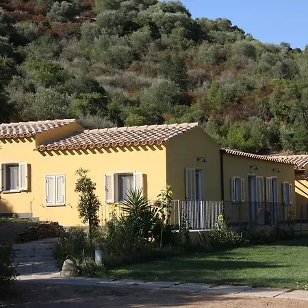 Vakantieboerderij Agriturismo S'arxola Teulada