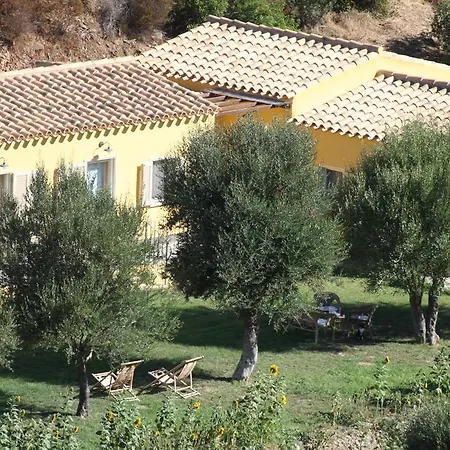 Farm stay Agriturismo S'arxola Teulada